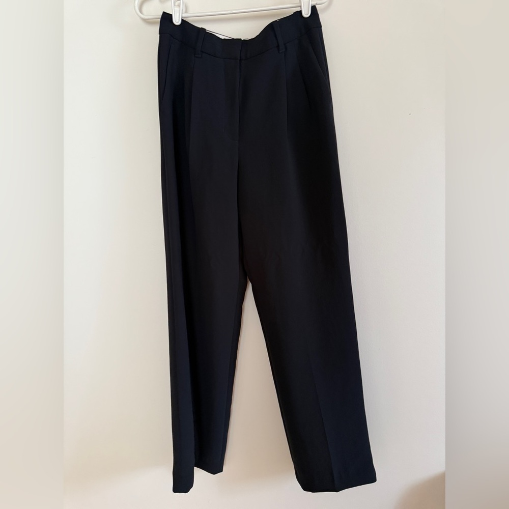Aritzia Wilfred Women's Elegant Black Dress Pants